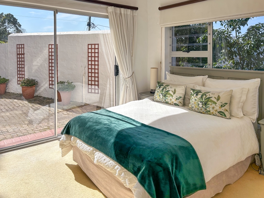 5 Bedroom Property for Sale in Heuwelkruin Western Cape